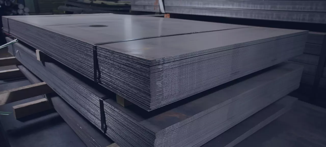 Stainless steel sheets deposited in stacks 